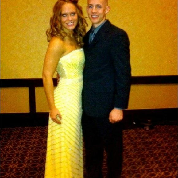 Sean collection fully beaded sequence yellow dress size xs - Picture 12 of 12